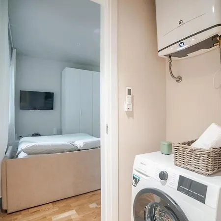Apartment Modern Gem In