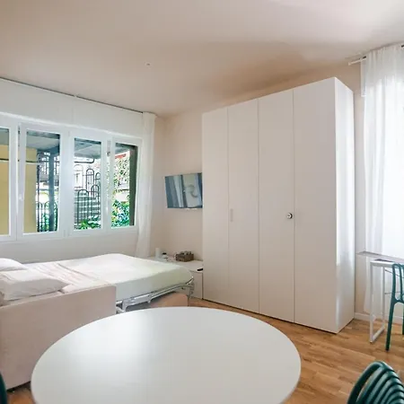 Modern Gem In Milão