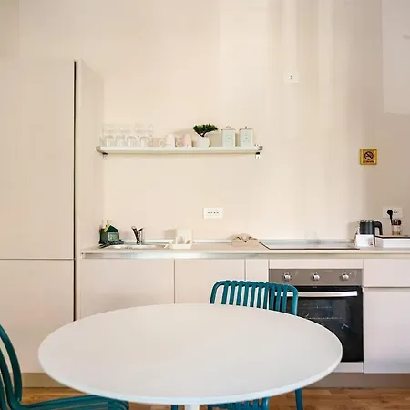 Apartamento Modern Gem In Milão