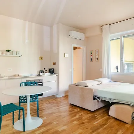Modern Gem In *