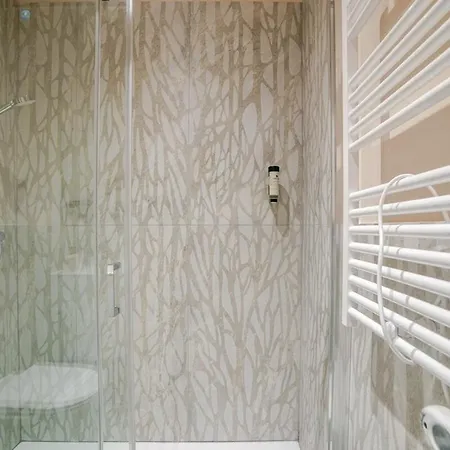 Modern Gem In Apartamento